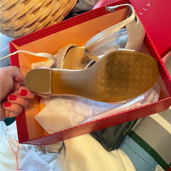 Champagne high heels - Picture 5 of 5